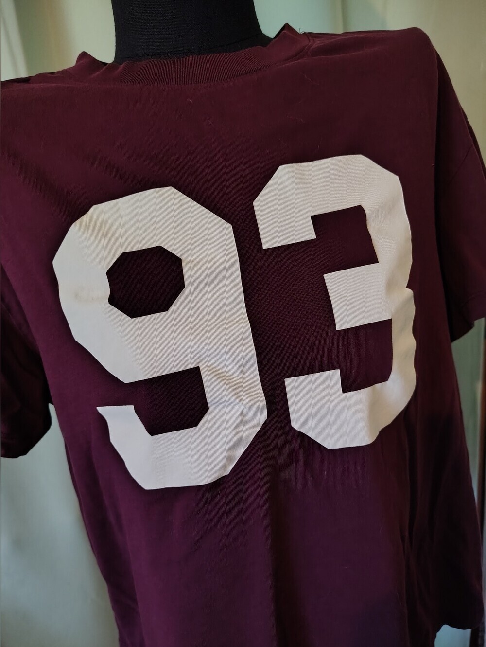 H&M Women Maroon Short Sleeve Tee Shirt White '93' Graphic Loose Fit Medium